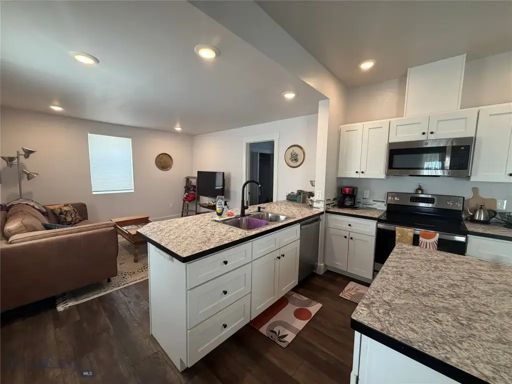 304 E Larime Street, White Sulphur Springs