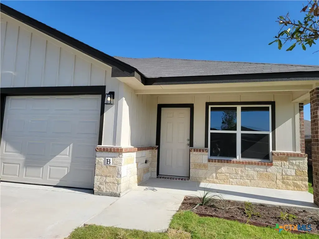 122 Wind Ridge Drive B, Copperas Cove