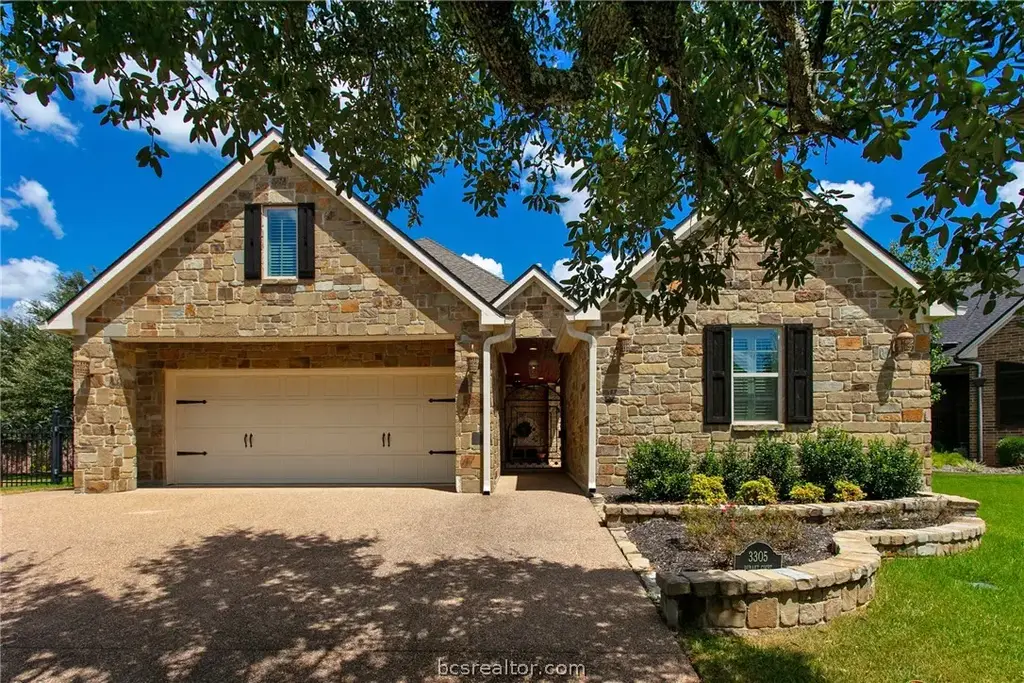 3305 Durant Court, Bryan