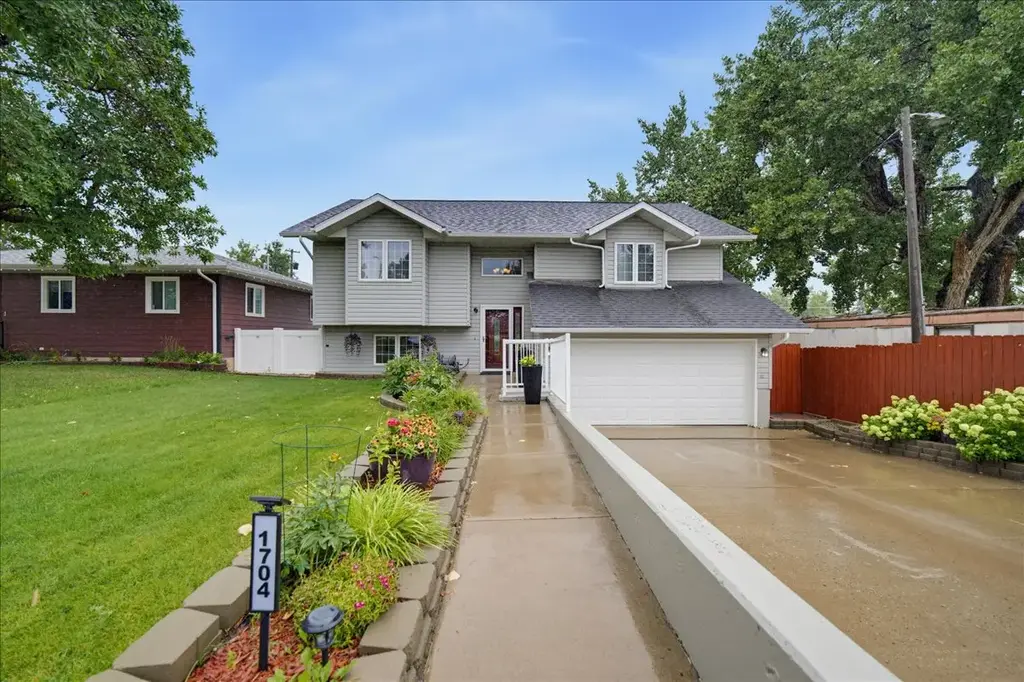 1704 19th Avenue S, Great Falls