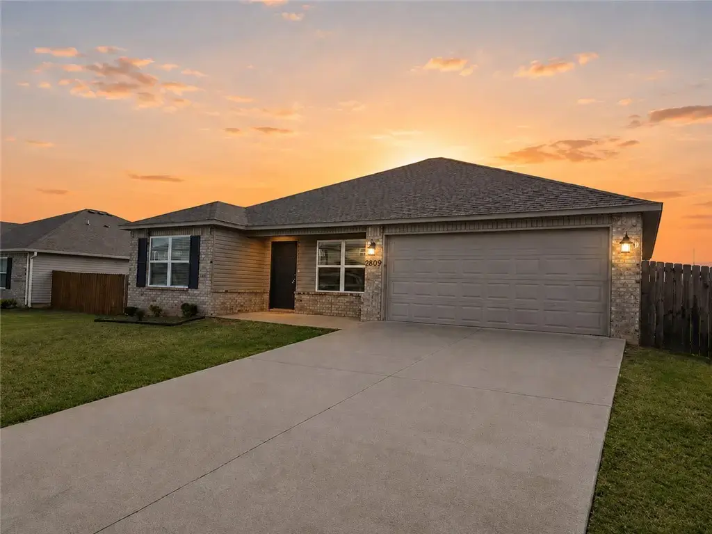 2809 Bauer Street, Pea Ridge