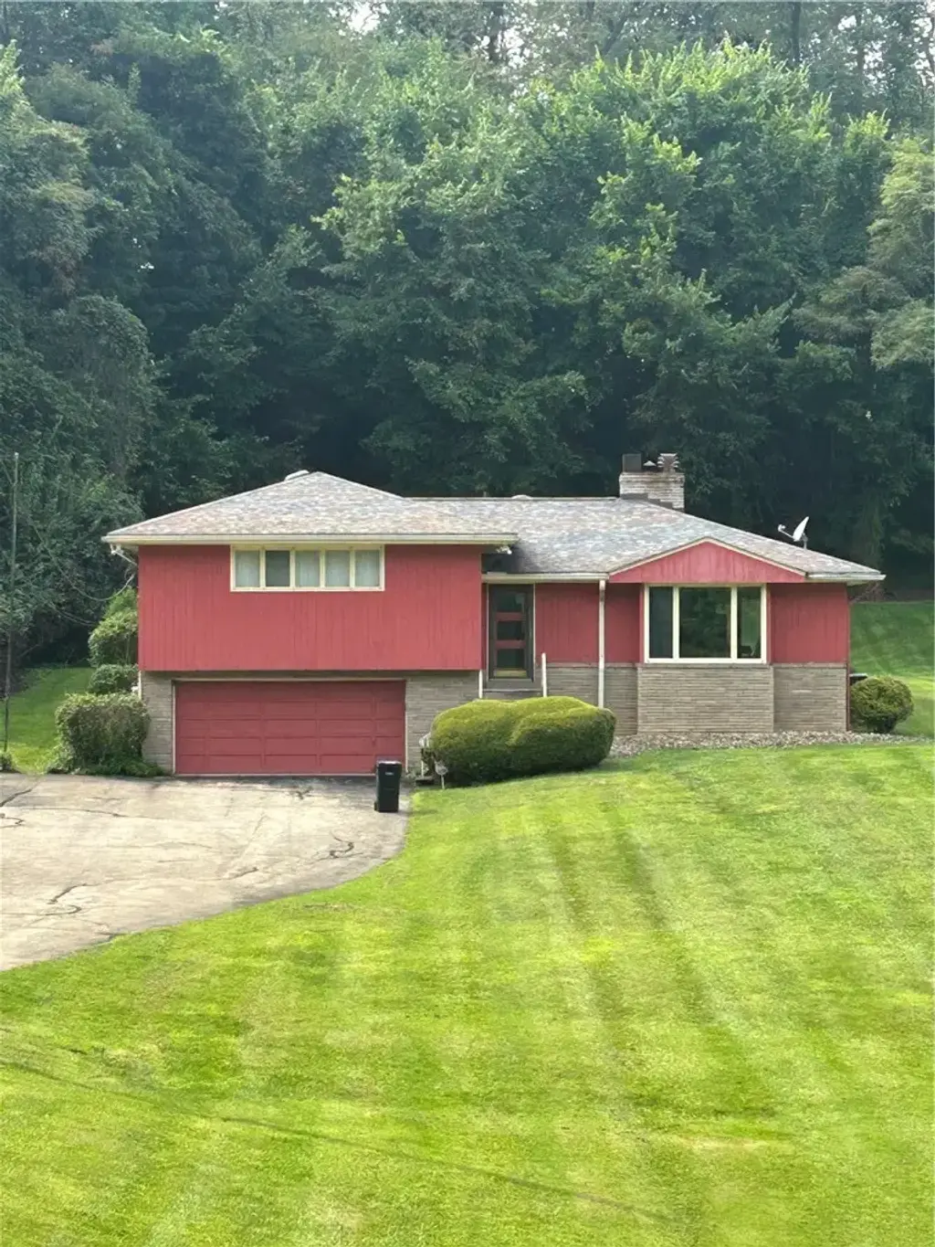 1820 Greenock Buena Vista Road , Elizabeth Twp/Boro