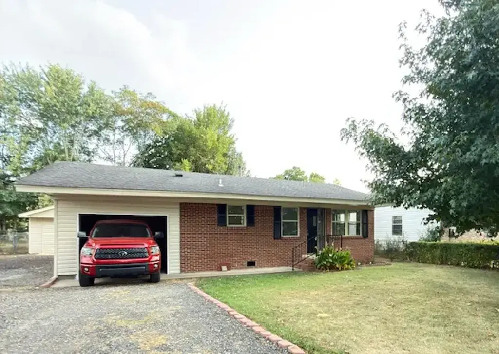 1404 Ash Street, Danville