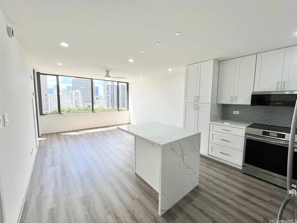 411 Hobron Lane # 1212, Honolulu
