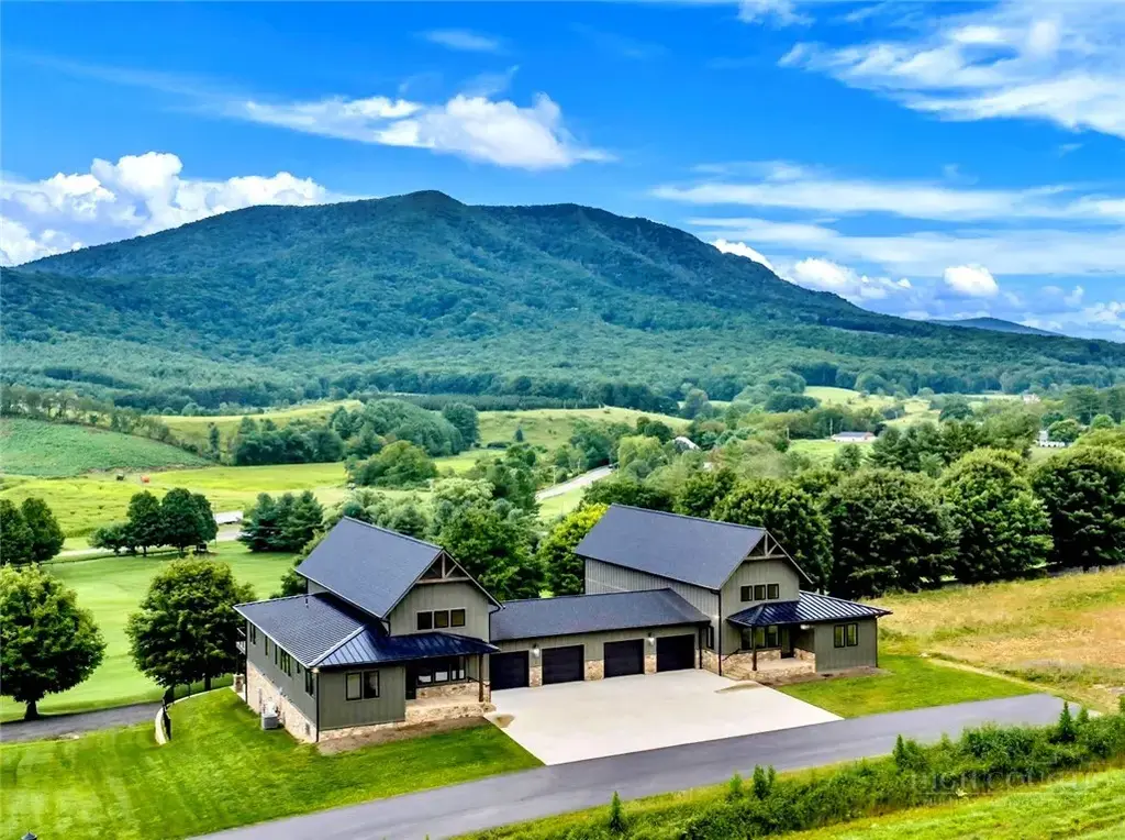 253 Range View Drive # B, Jefferson