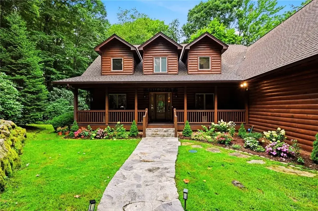 232 The Glens Boulevard, Banner Elk