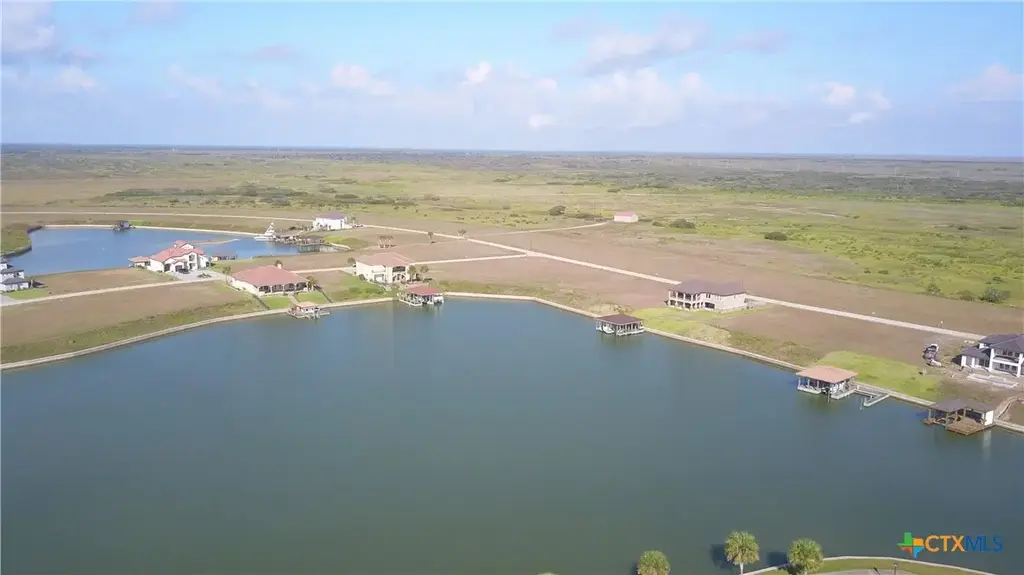 309 Chavez Way, Port O'Connor