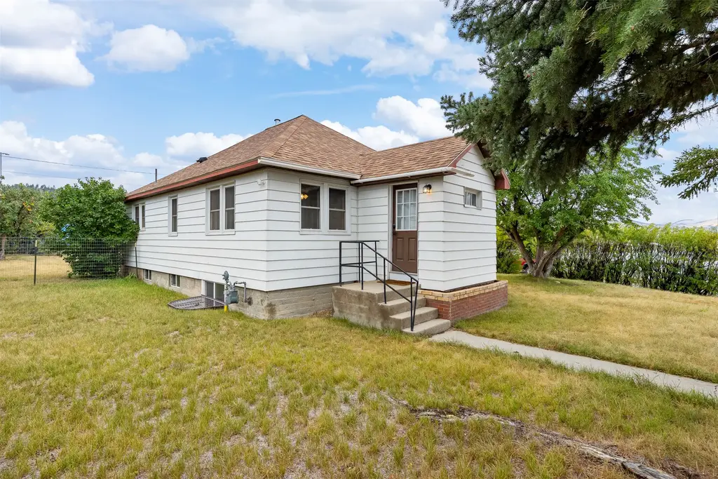 2335 Cannon Street, Helena