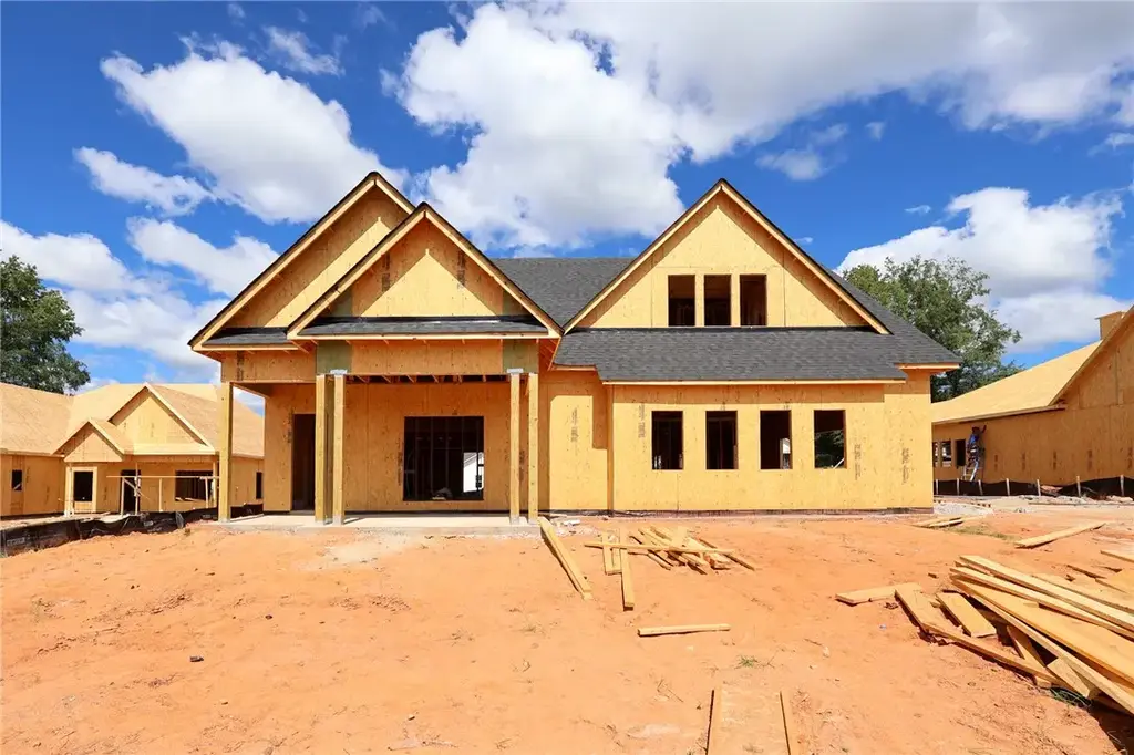 1959 Long Leaf Ln, Opelika
