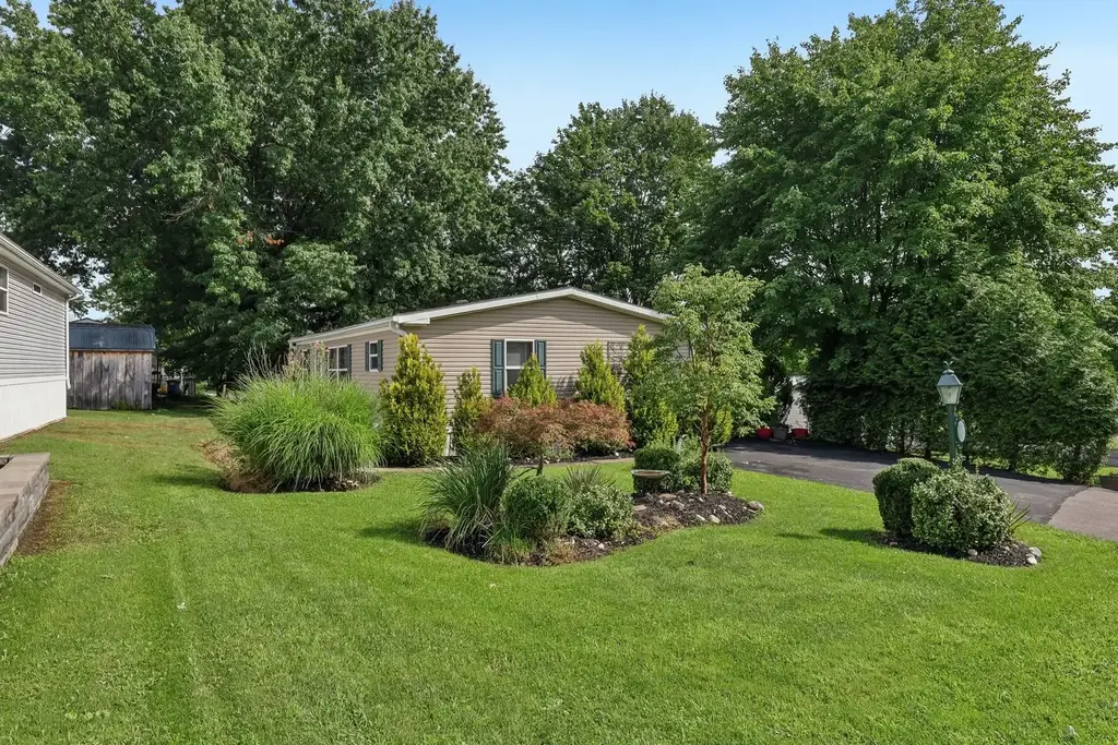 802 Elk Drive, Cranberry
