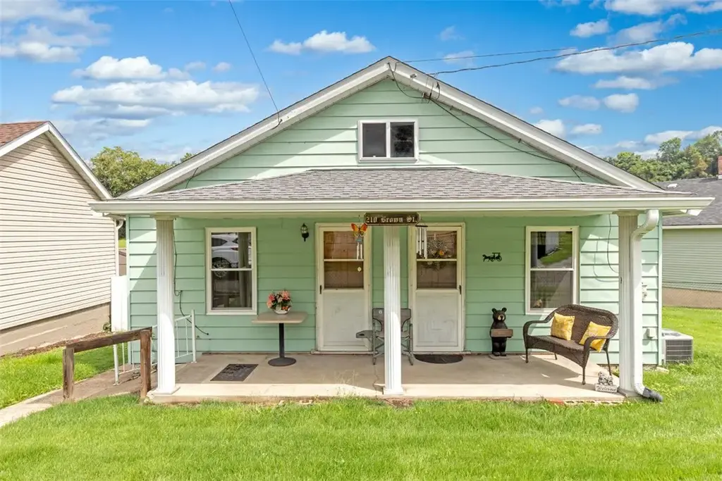 210 Brown Street, Brownsville