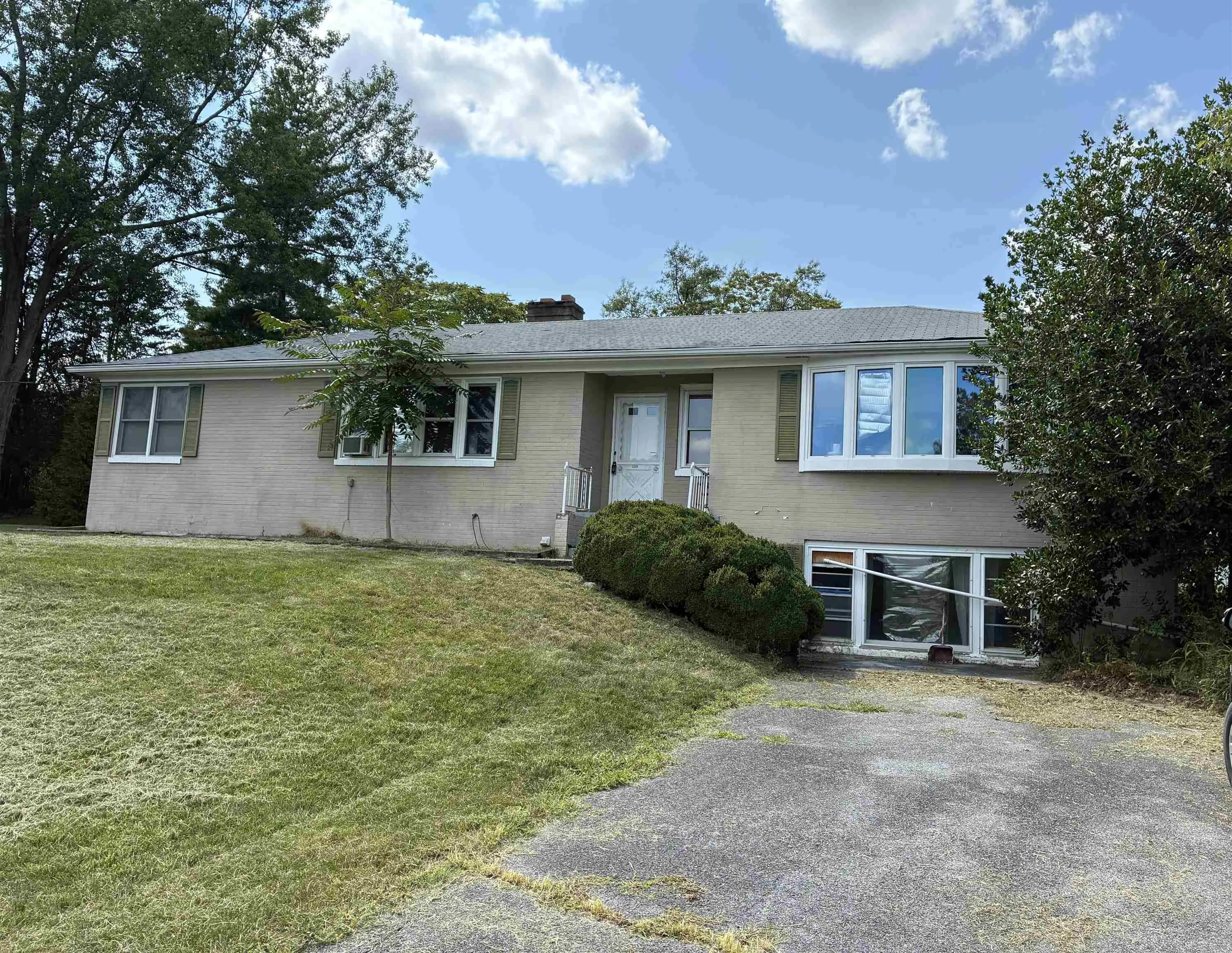 3239 Windy Heights Ln, Rockingham