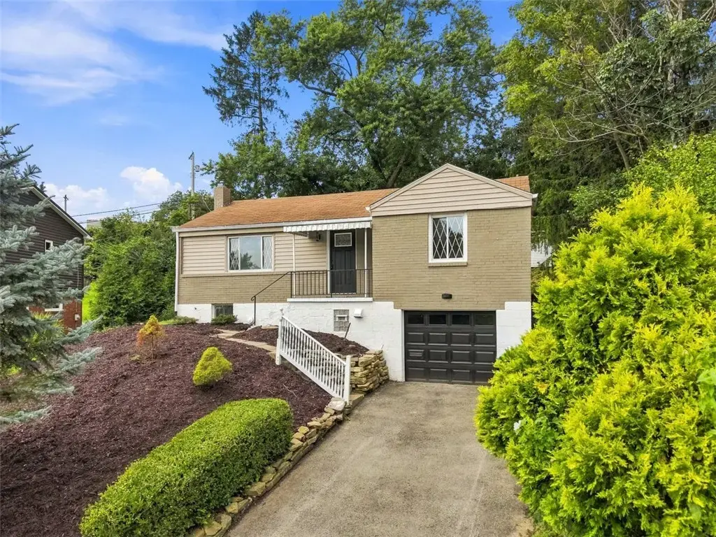 13 Cypress Drive , Carnegie