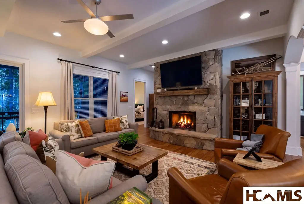 91 Springhouse Drive, Cashiers