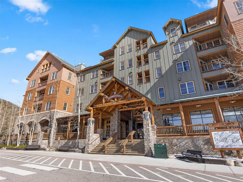 100 Dercum Square 8337, Keystone