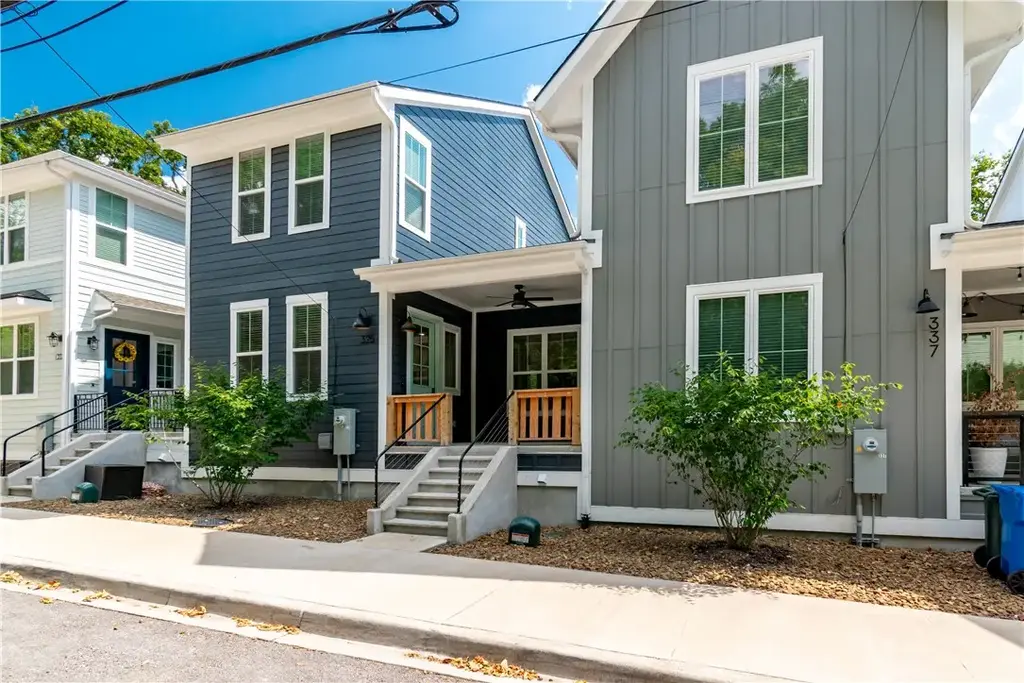 325 W Rock Street, Fayetteville