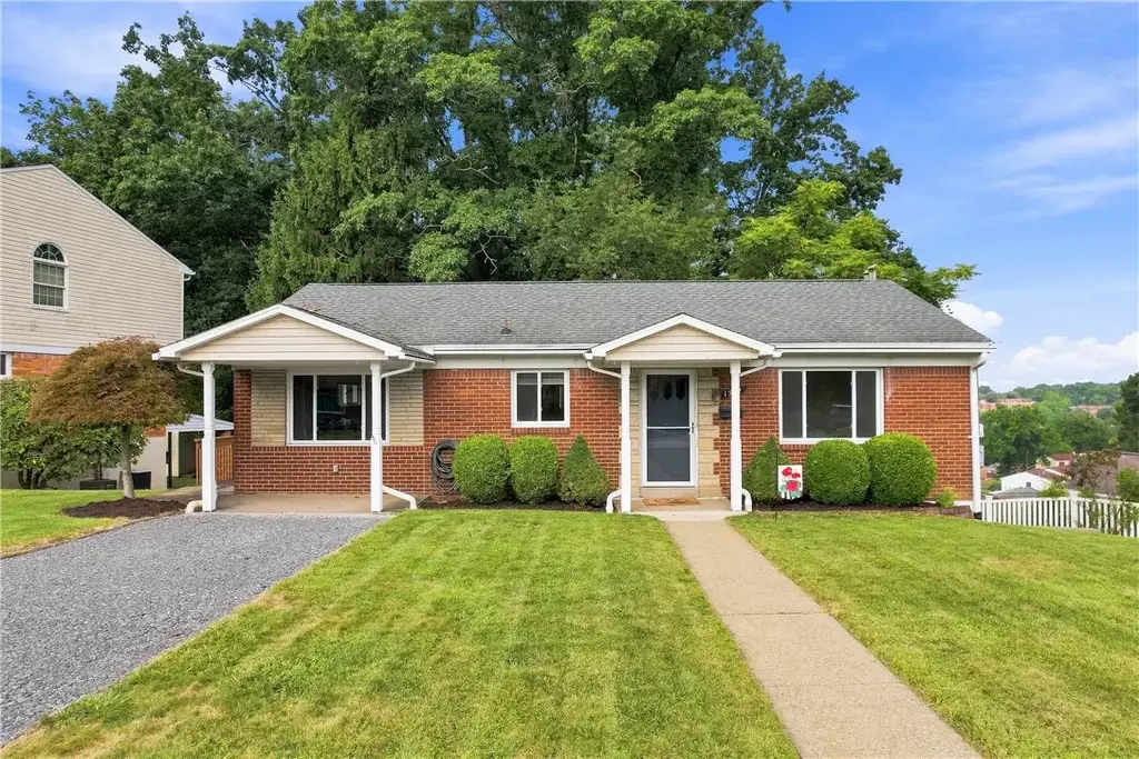 1502 Linnie Lou Drive, Castle Shannon