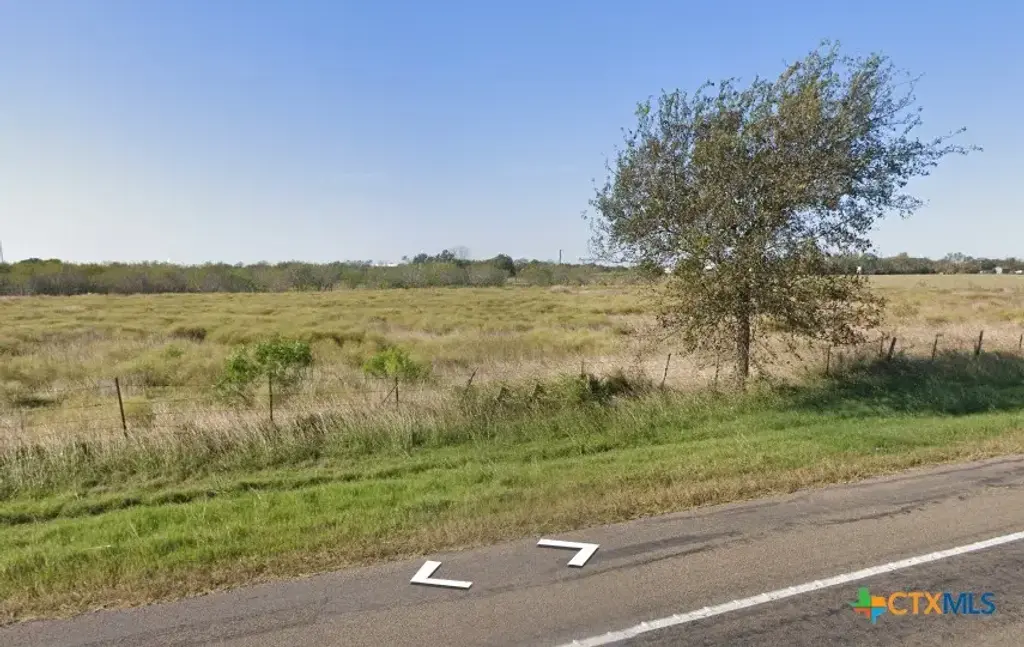 13262 Fm 1346, St Hedwig