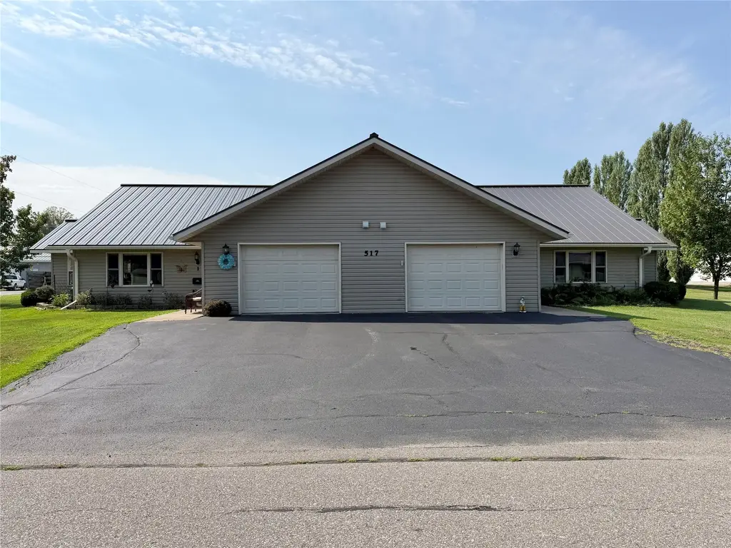517 3rd Street 1-2, Withee