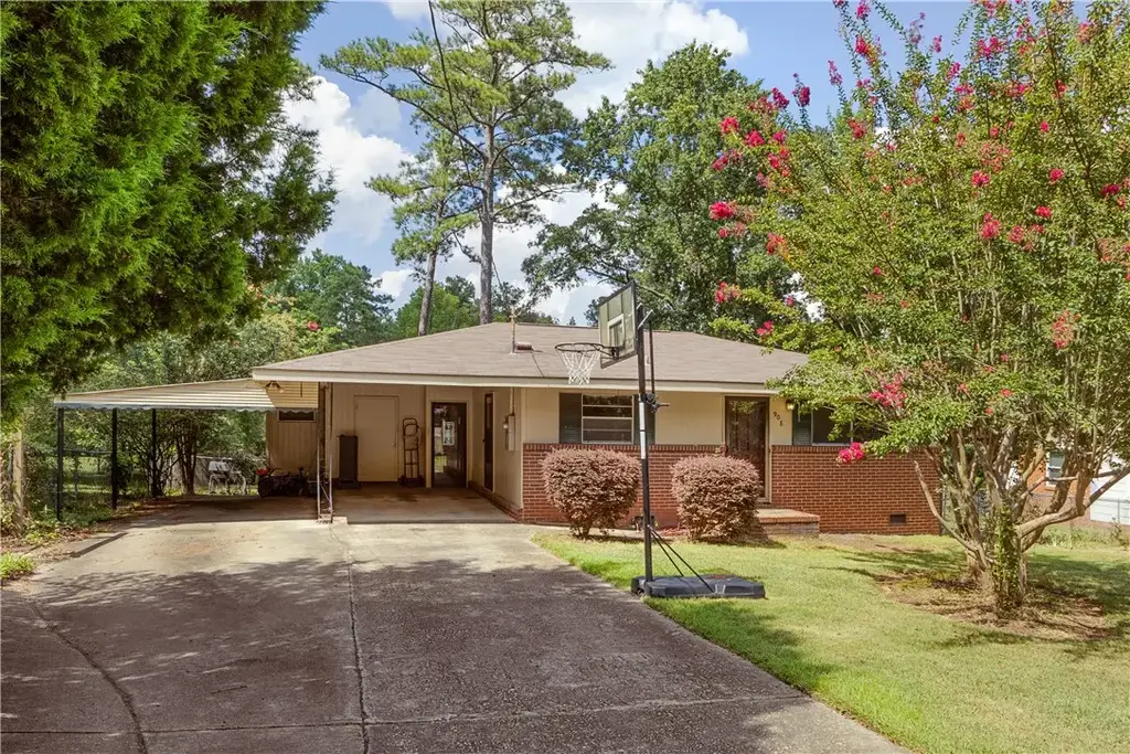 908 28th St, Phenix City