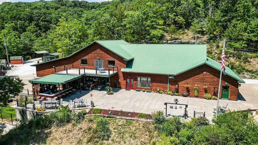 21401 Sloan Hollow Road, Garfield