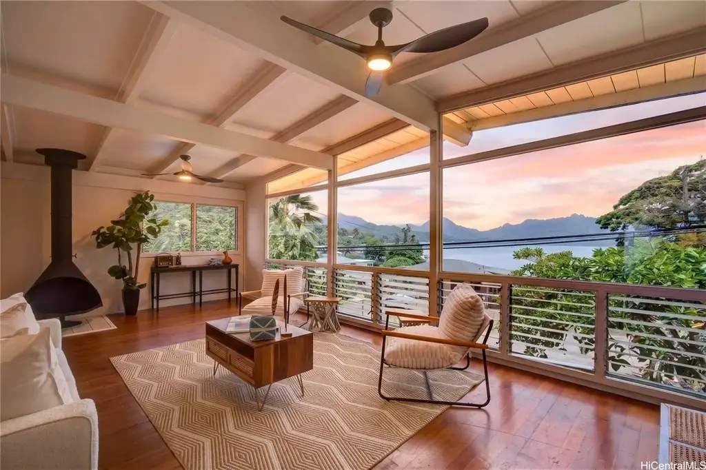 47-190 Kamehameha Highway, Kaneohe
