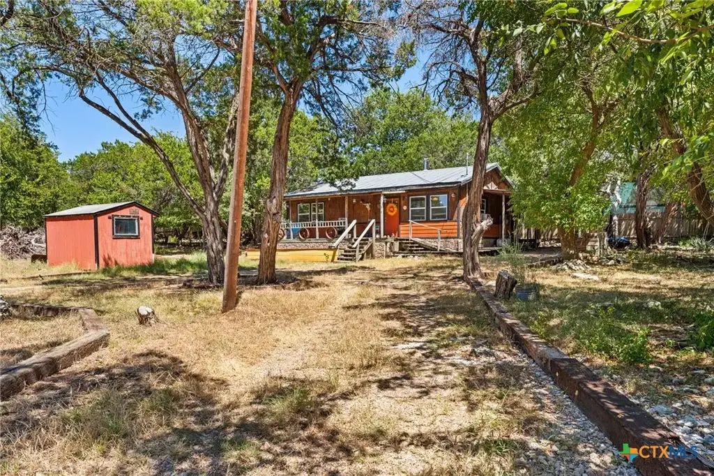 5353 Lakeaire Boulevard, Temple
