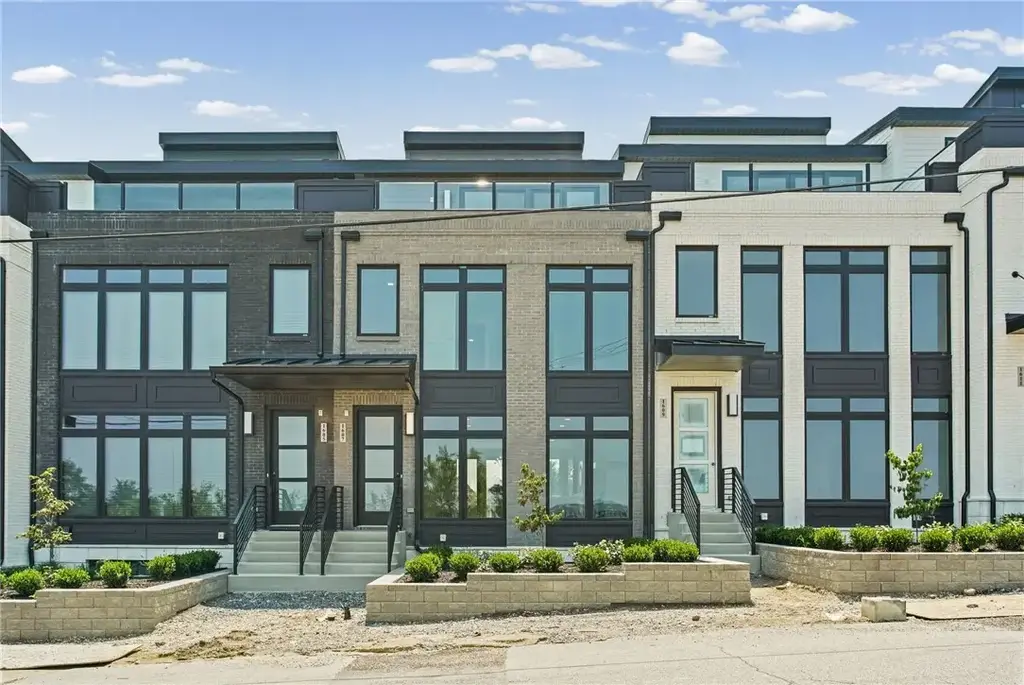 1607 Grandview Avenue, Mt Washington