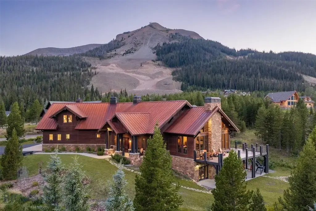 3 Sawbuck Road, Big Sky