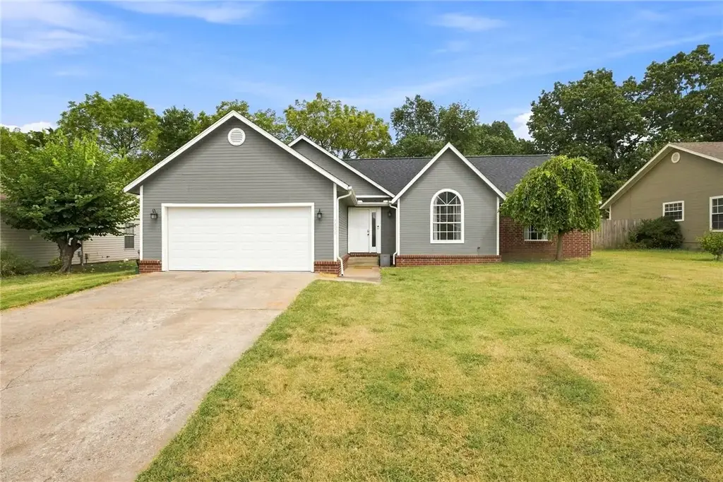 1856 Salem Road, Fayetteville