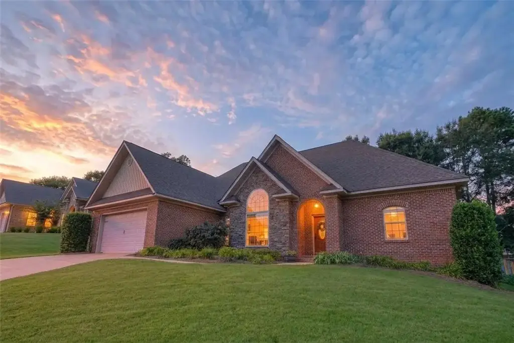 1806 Wingfield Crossing, Auburn