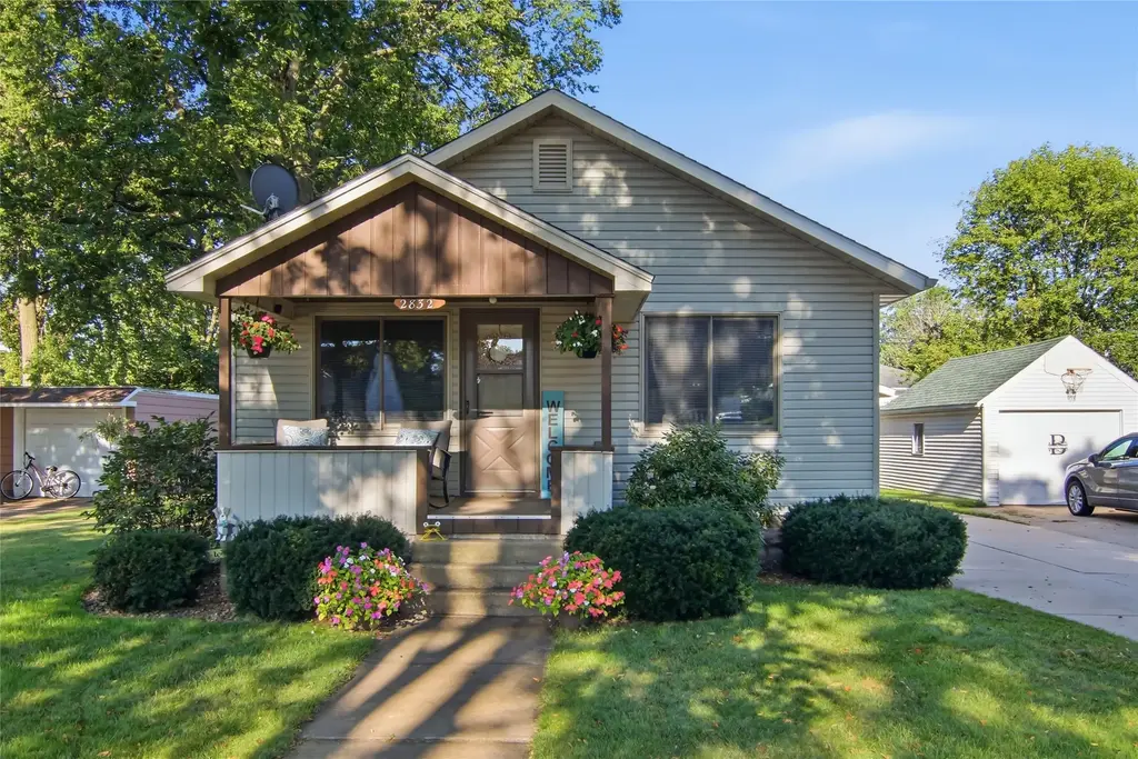 2832 5th Street, Eau Claire