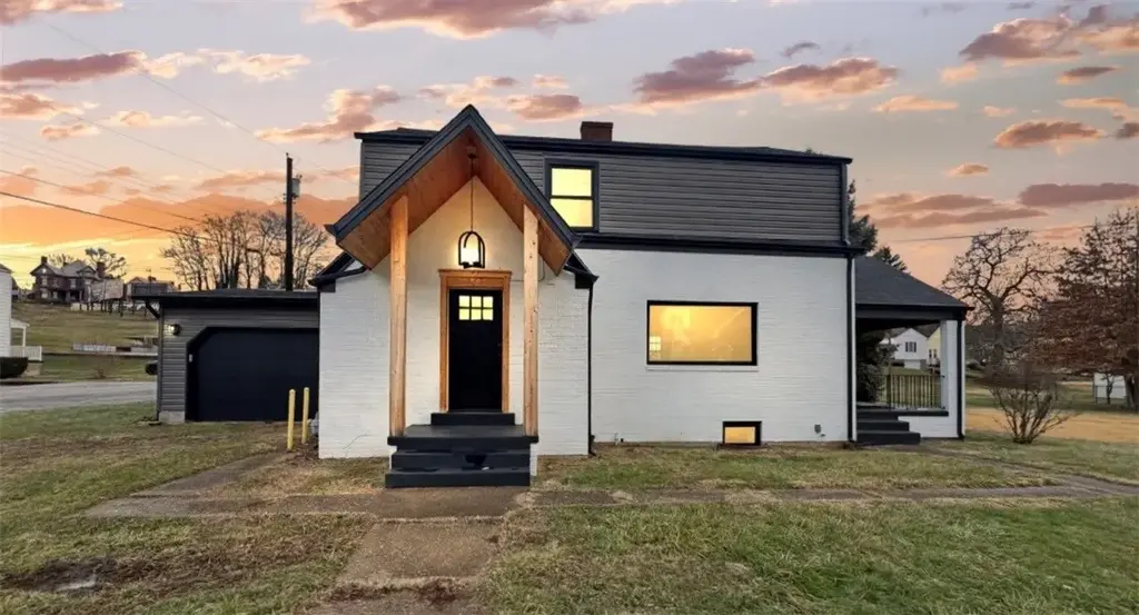58 Evergreen Terrace , Uniontown
