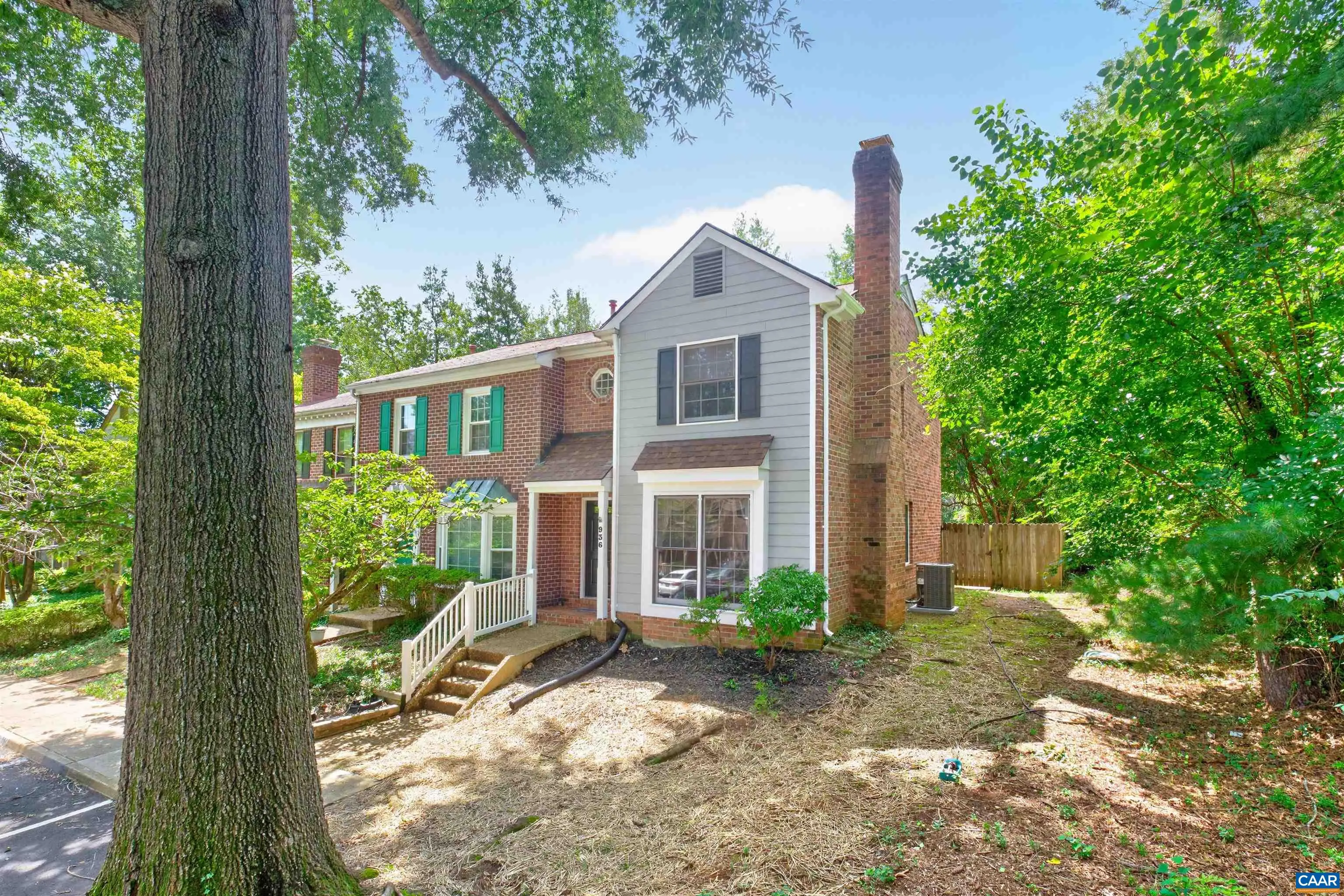 936 Huntwood Ln, Charlottesville