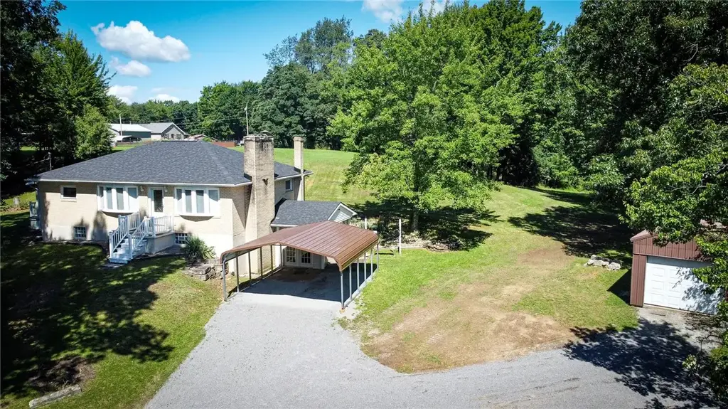 552 Queenstown Road , Perry