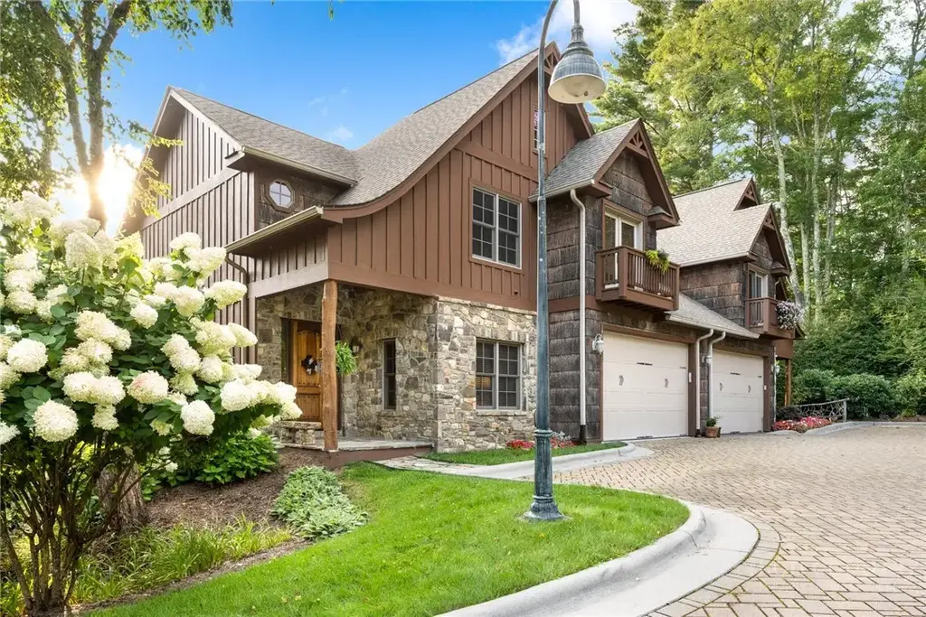 145 Mill Pond Manor Drive # 8, Banner Elk