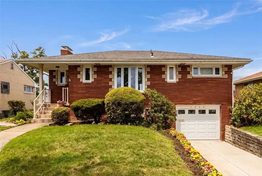 1722 Worcester Drive, Scott