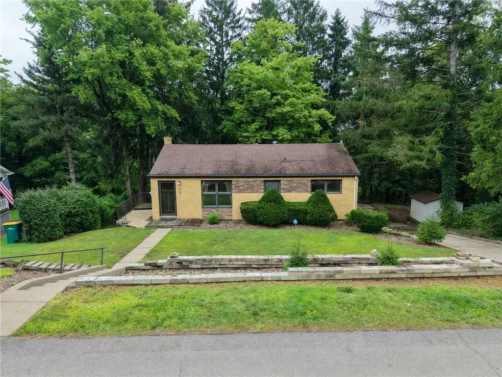 77 Bellview Circle , Robinson