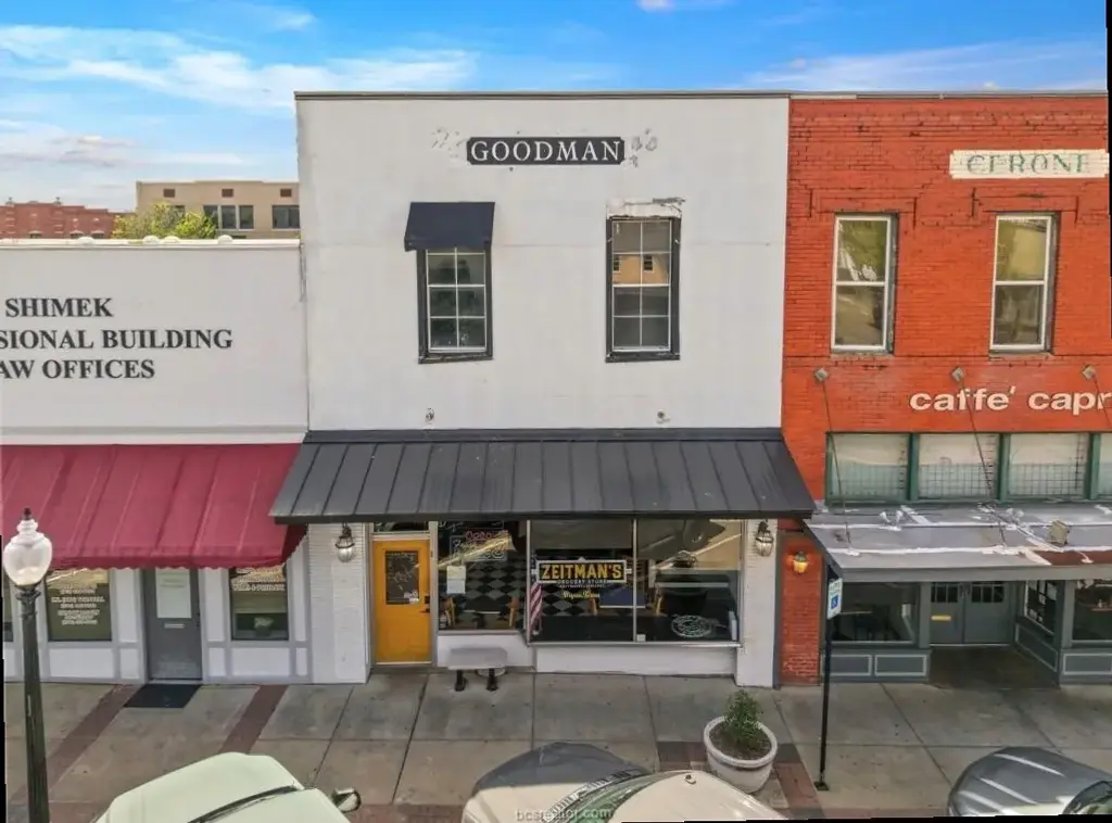 220 N Main Street, Bryan