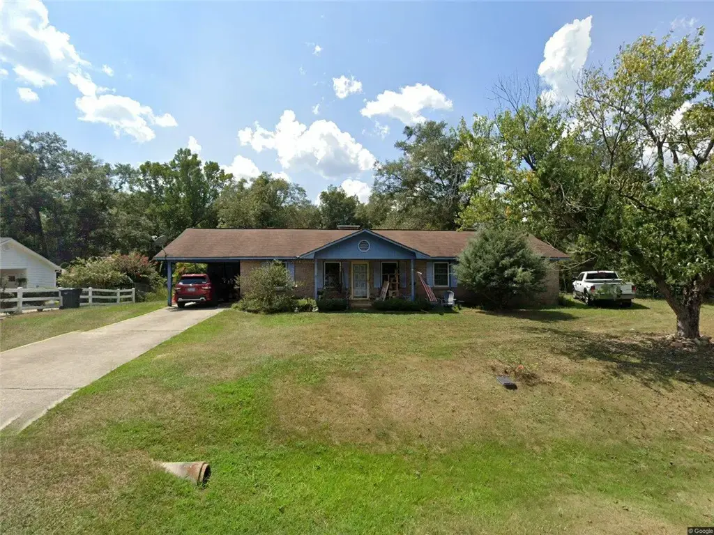 47 Sommerset Dr, Phenix City