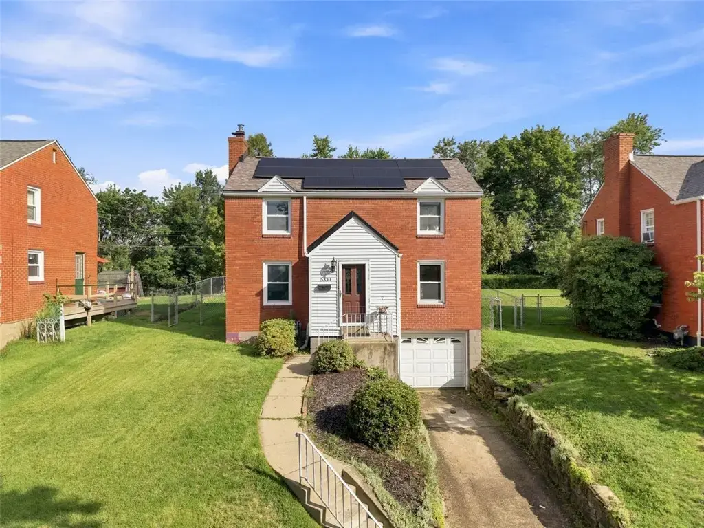 5330 Greenridge Drive , Whitehall