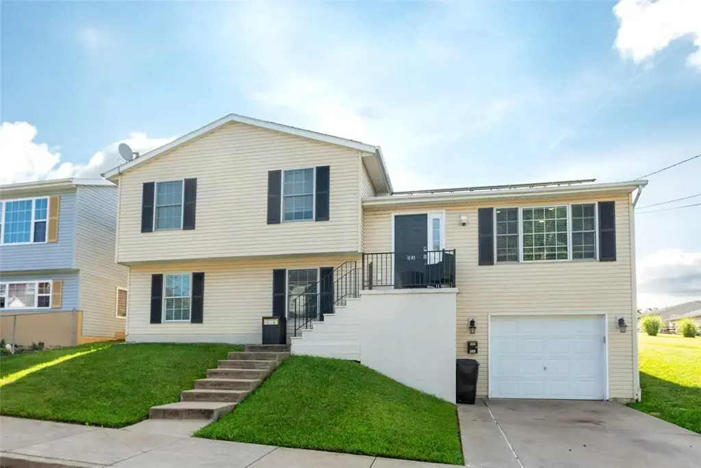 1809 Coursin Street , McKeesport