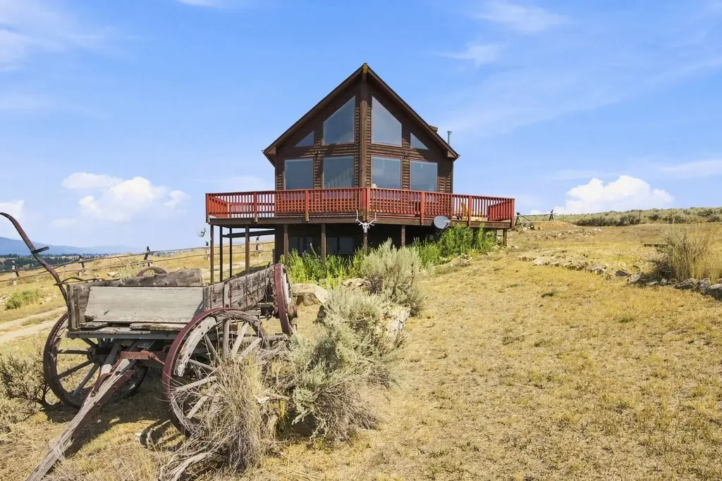 935 Moon Shadow Lane, Stevensville