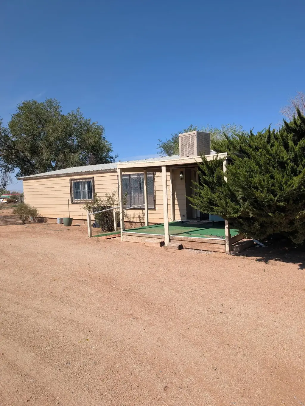 62 Primero Road, Los Lunas