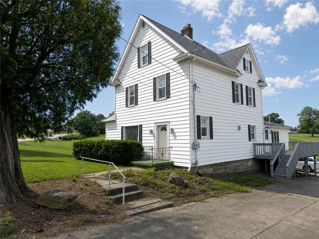 180 Freeport Road , Summit