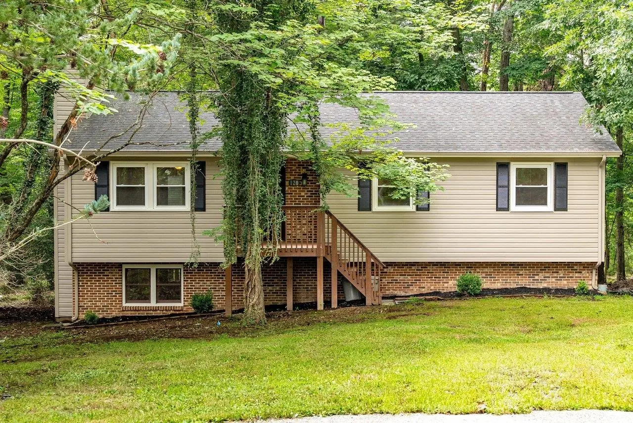 120 Runkle Ct, Mcgaheysville