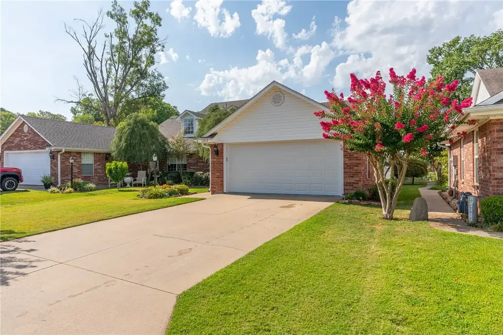 12012 Edgewater Road, Fort Smith