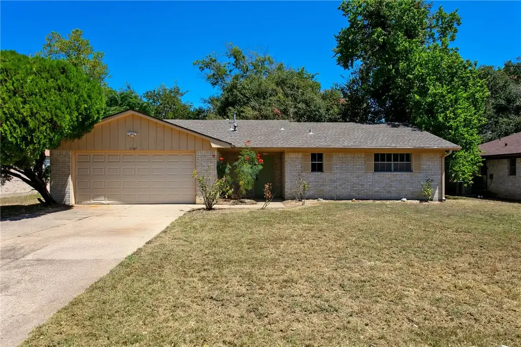 1507 Austin Avenue, College Station