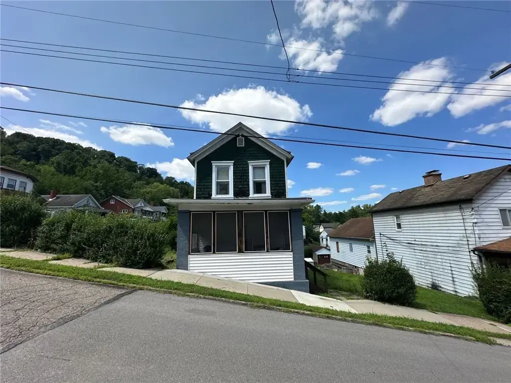 156 Dewey Street , Etna