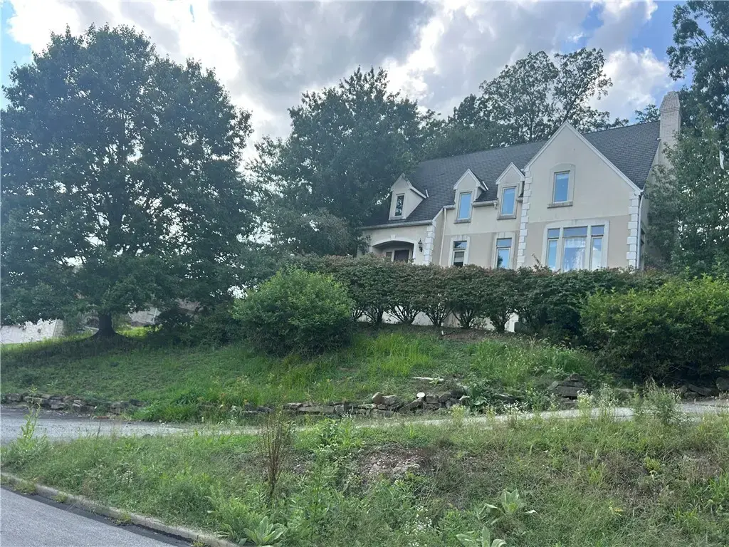 103 Camberly Drive , Monroeville